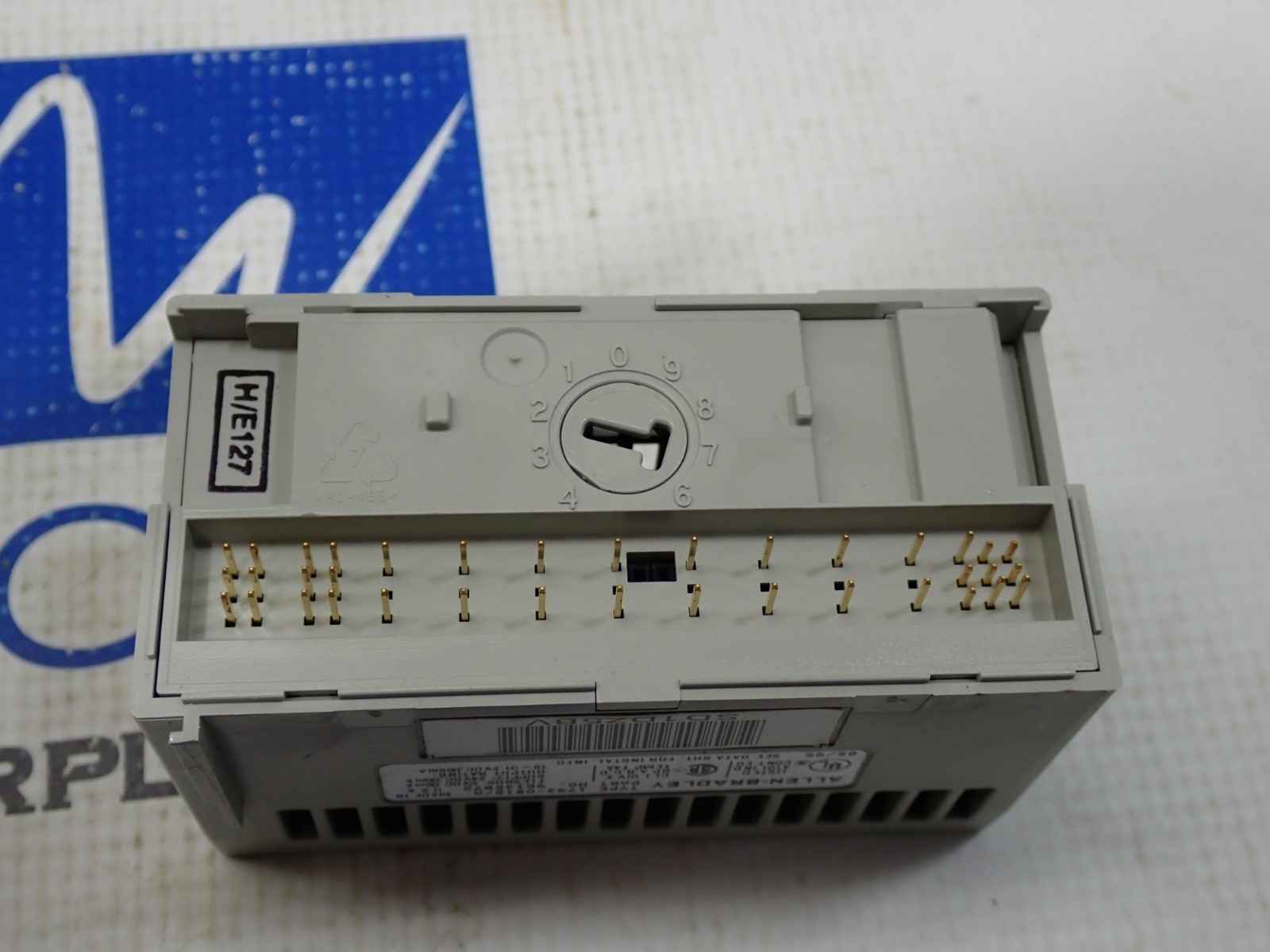 New Allen Bradley 1794-OB16 Ser A 24VDC Flex I/O Output Module