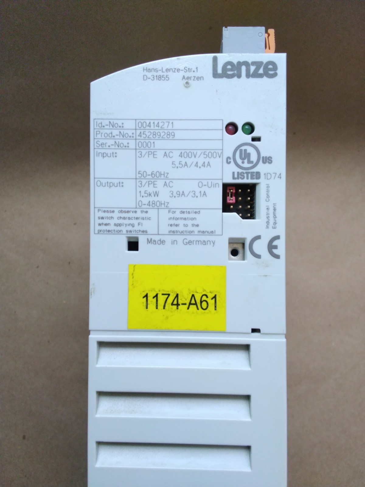 Lenze E82EV152_4B