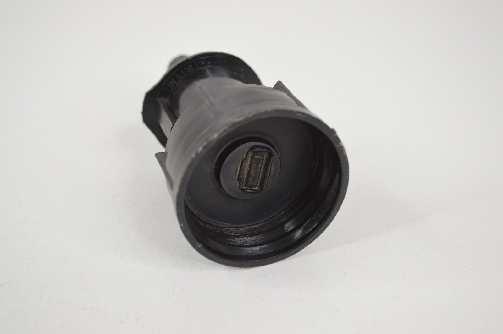 Battery Filler Filling Bottle Replacement Nozzle Spout Spring Loaded Screw On
