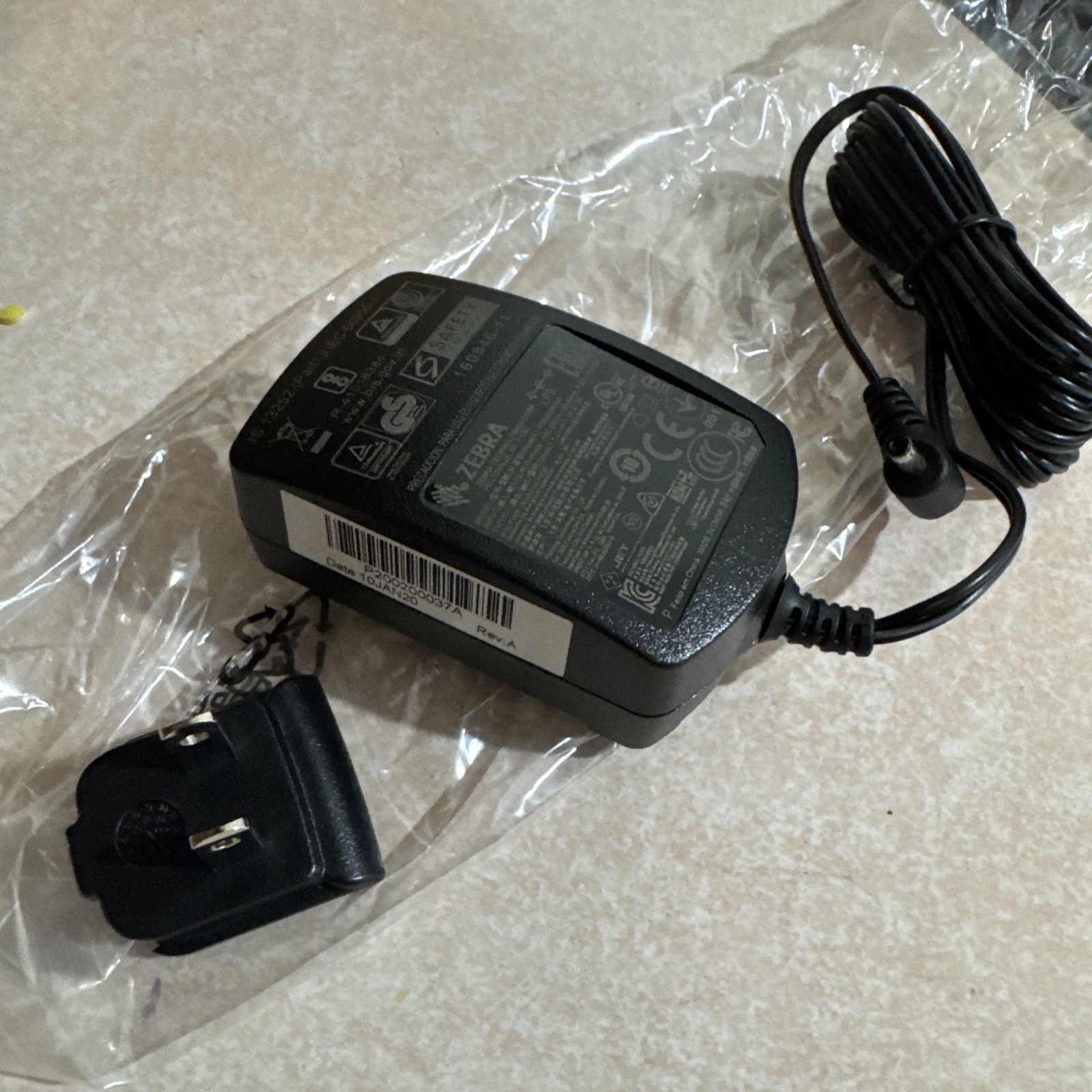 PWR-WUA5V4WOUS – ZEBRA DS4608 POWER SUPPLY