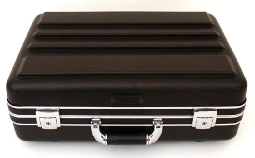 926T-CB – PLATT LUGGAGE – DELUXE POLYETHYLENE TOOL CASE WITH CHROME HARDWARE – I