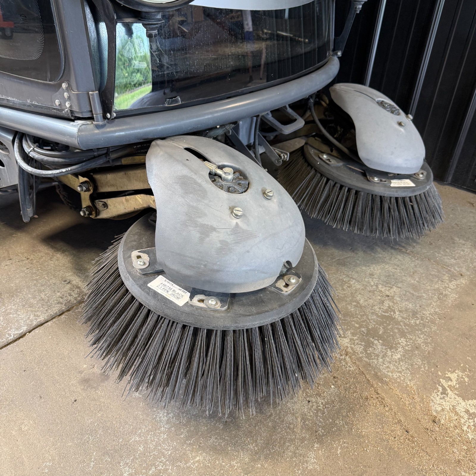 Tennant Green Machines 636 TP90 Diesel Street Sweeper 3321 Hrs Kubota 4WD Cab