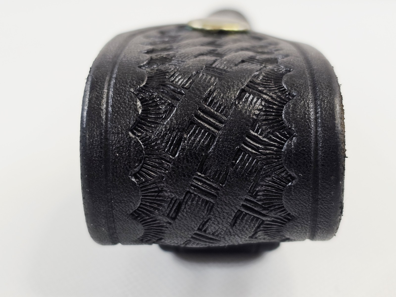 Viking Mexico 4-592 Black Leather Tooled Basket Weave Flashlight Holder Holster