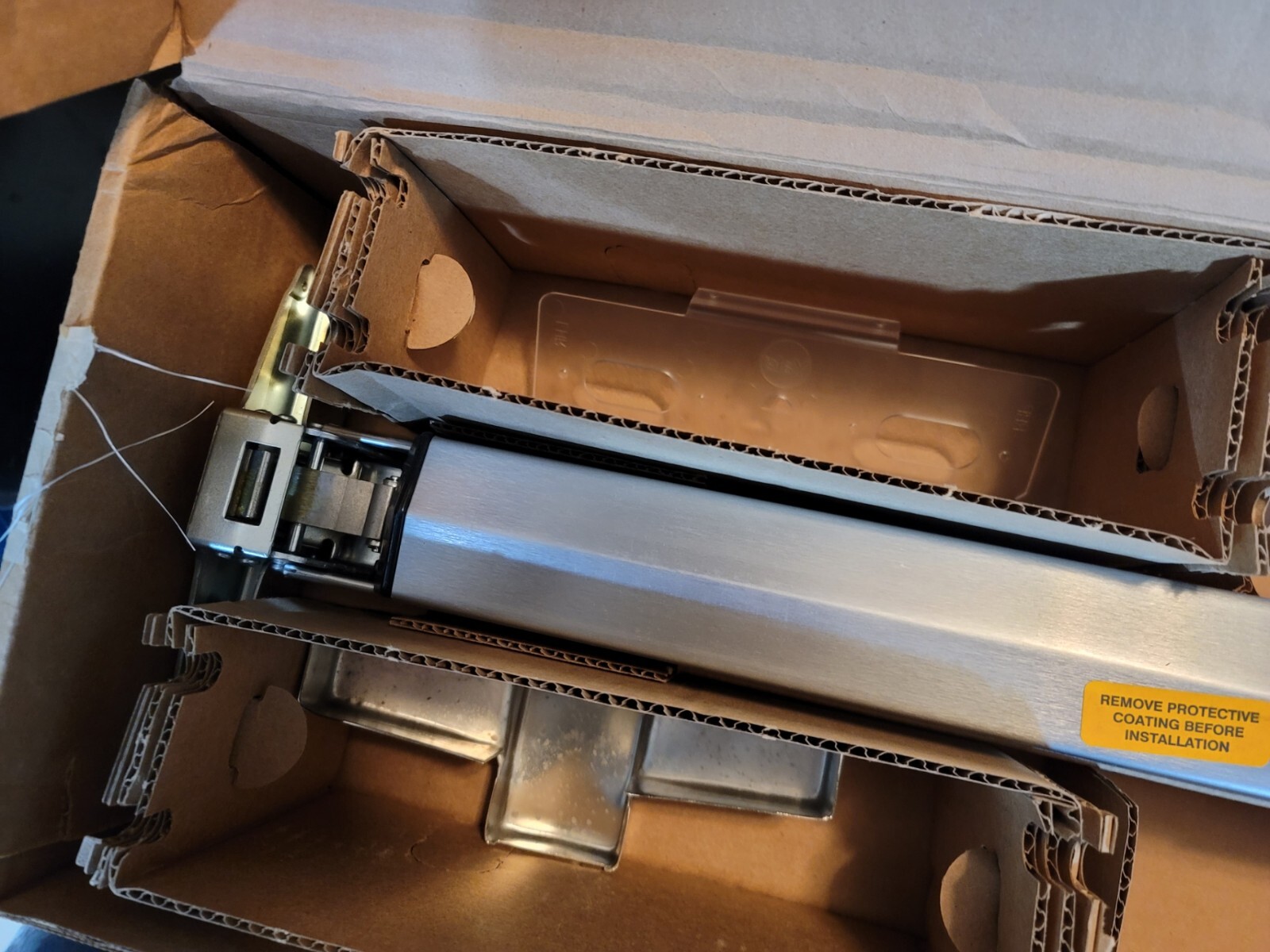 Yale Commercial Narrow Rim Exit Device 7200 630 RHR Hex Dogging 759LT