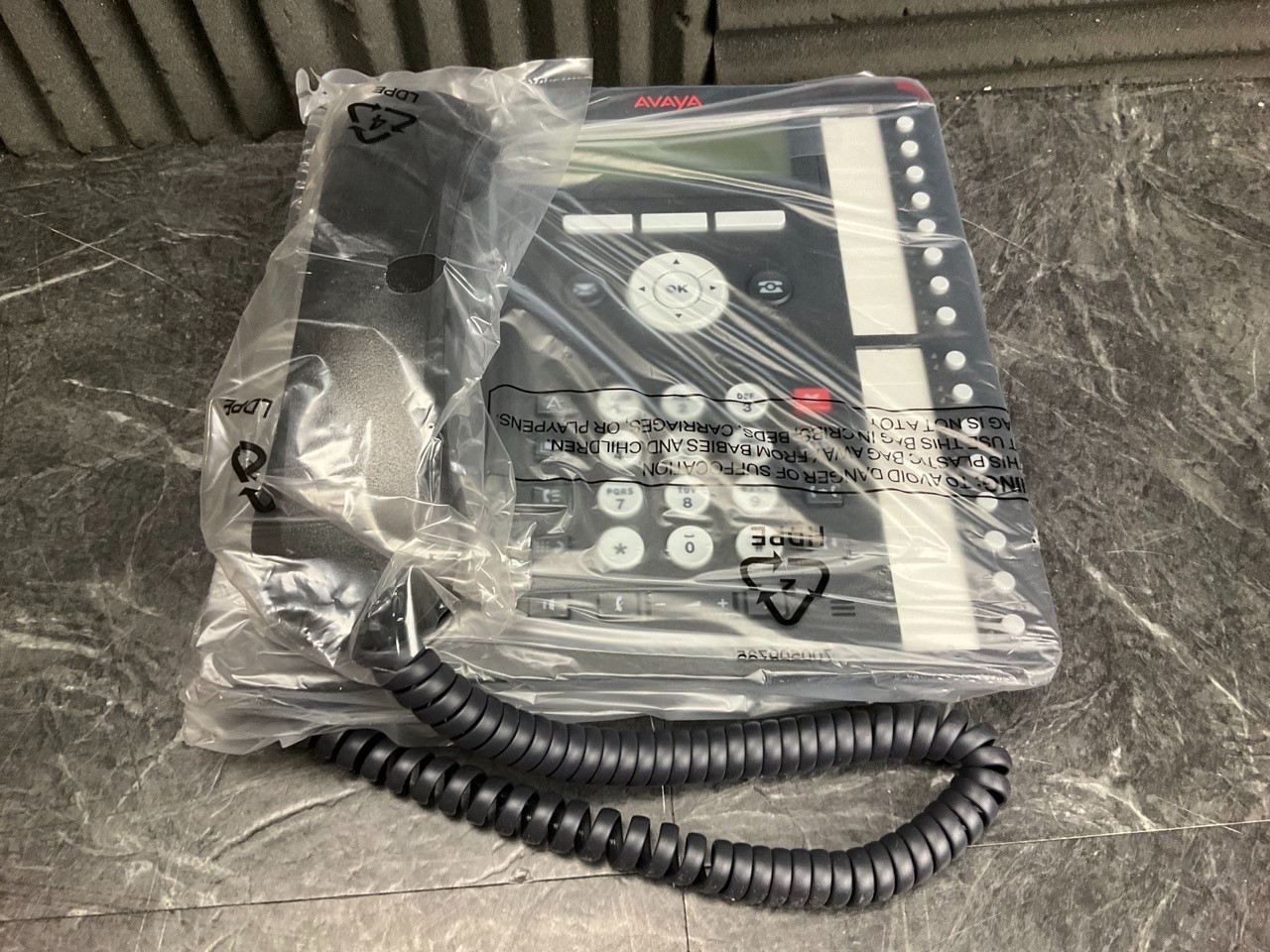 Avaya 1416 IP Telephone Black 700508194 ❤️️ ✅ ❤️ ✅ ❤️️ ✅ ❤️ NEW! SEALED IN BOX!
