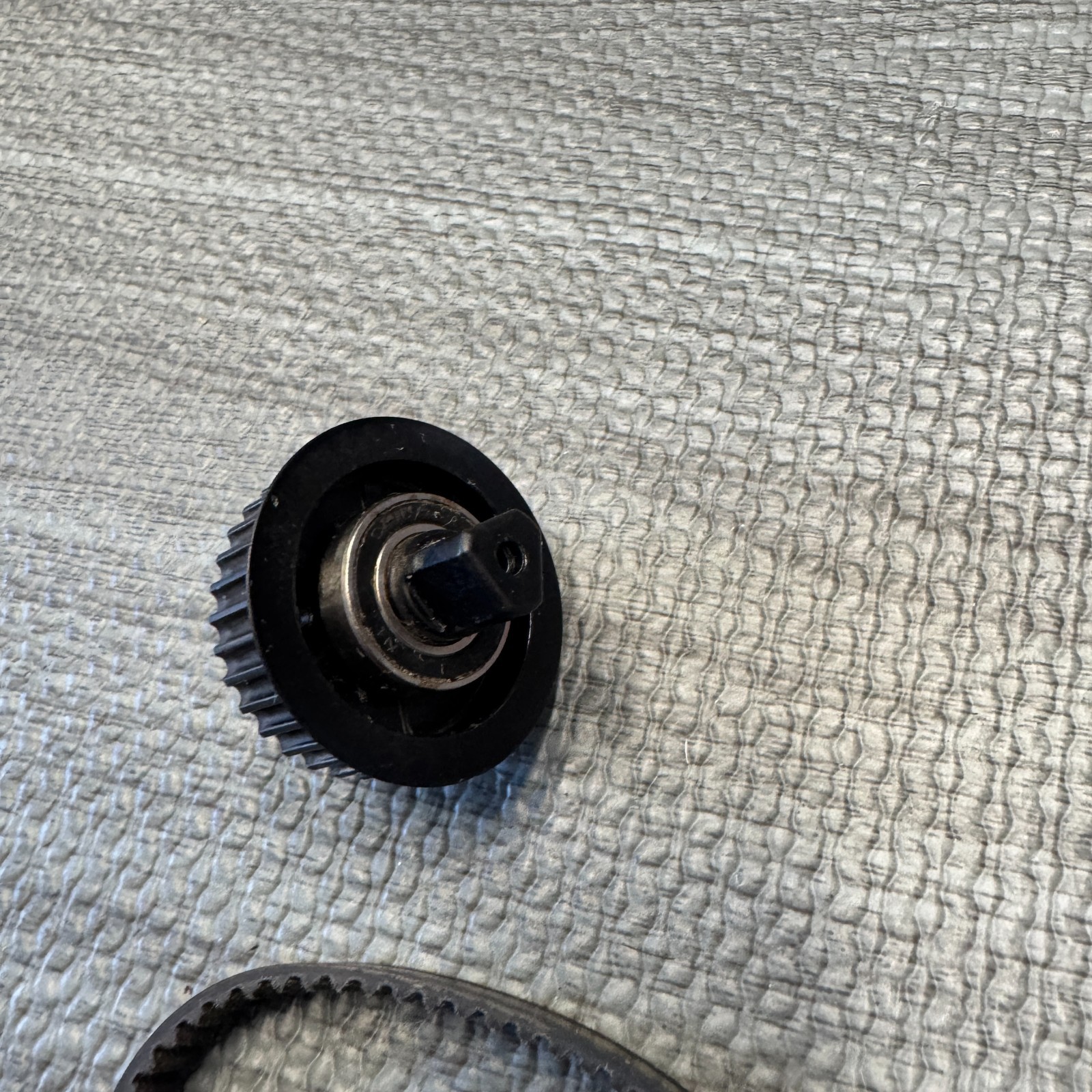 Dyson DC41/DC65/UP13/UP14/UP20 Brush Spindle & Belt Driven Gear 4 Cleaner Head