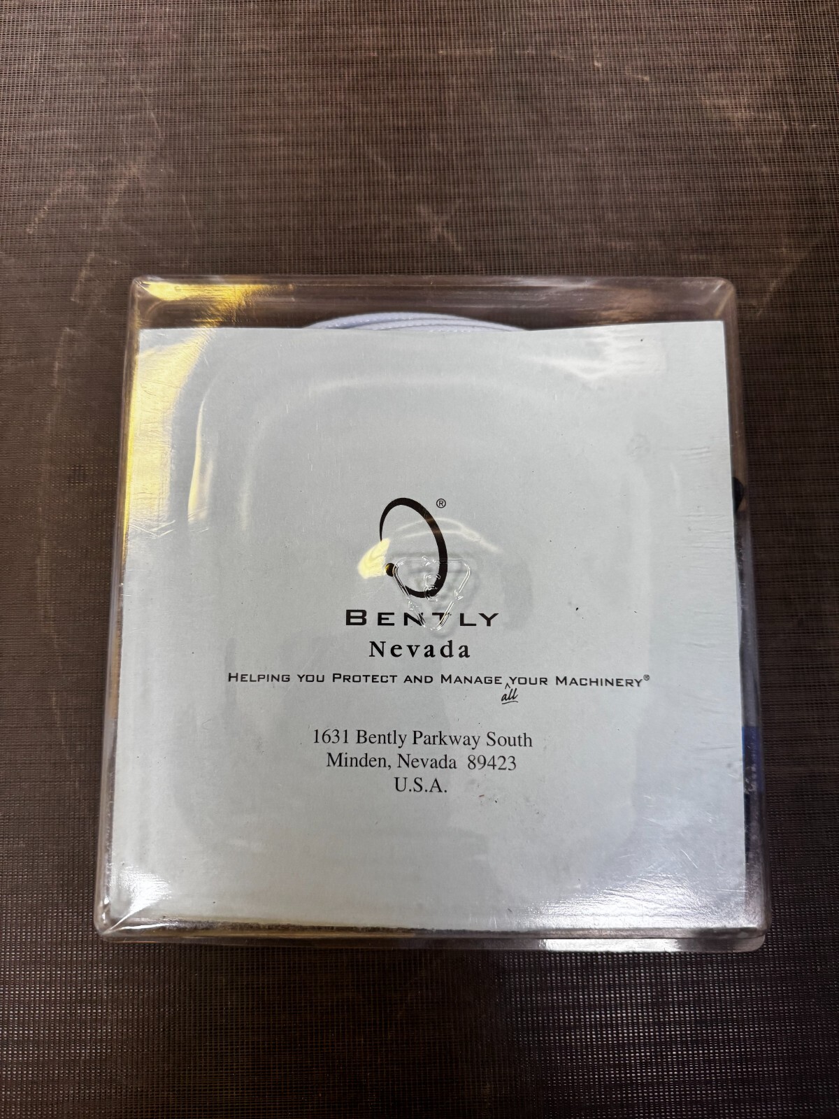 Bently Nevada 3300 XL 8MM P/N 330130-040-00-05
