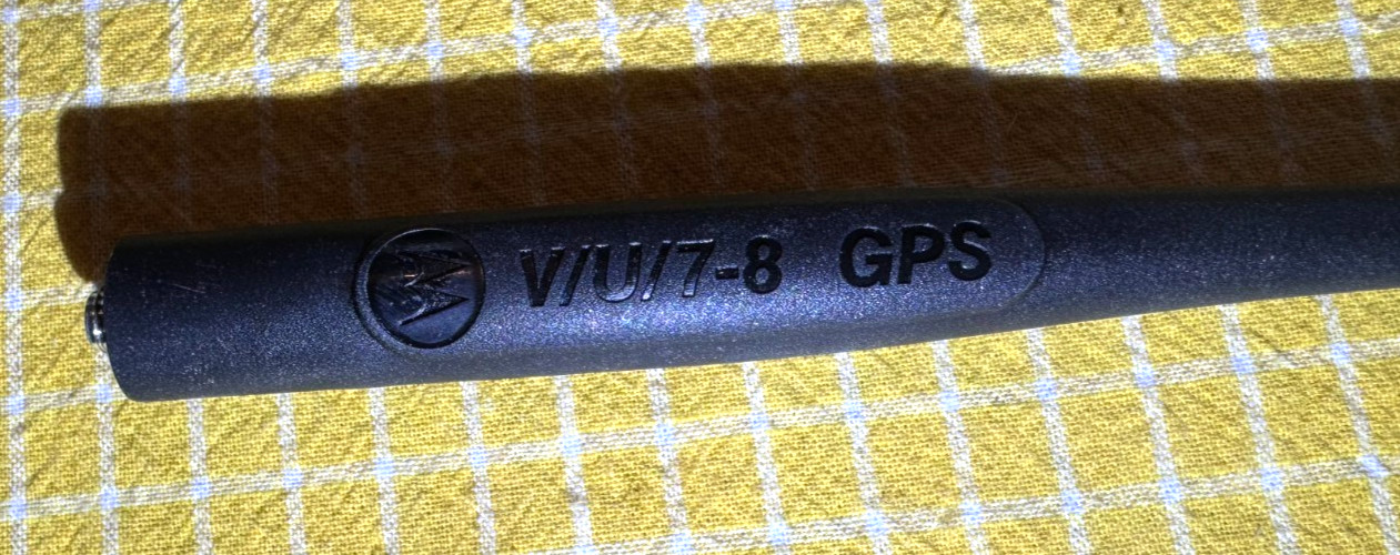 Motorola Solutions KT000026A01, All Band GPS Antenna for APX8000. brand new