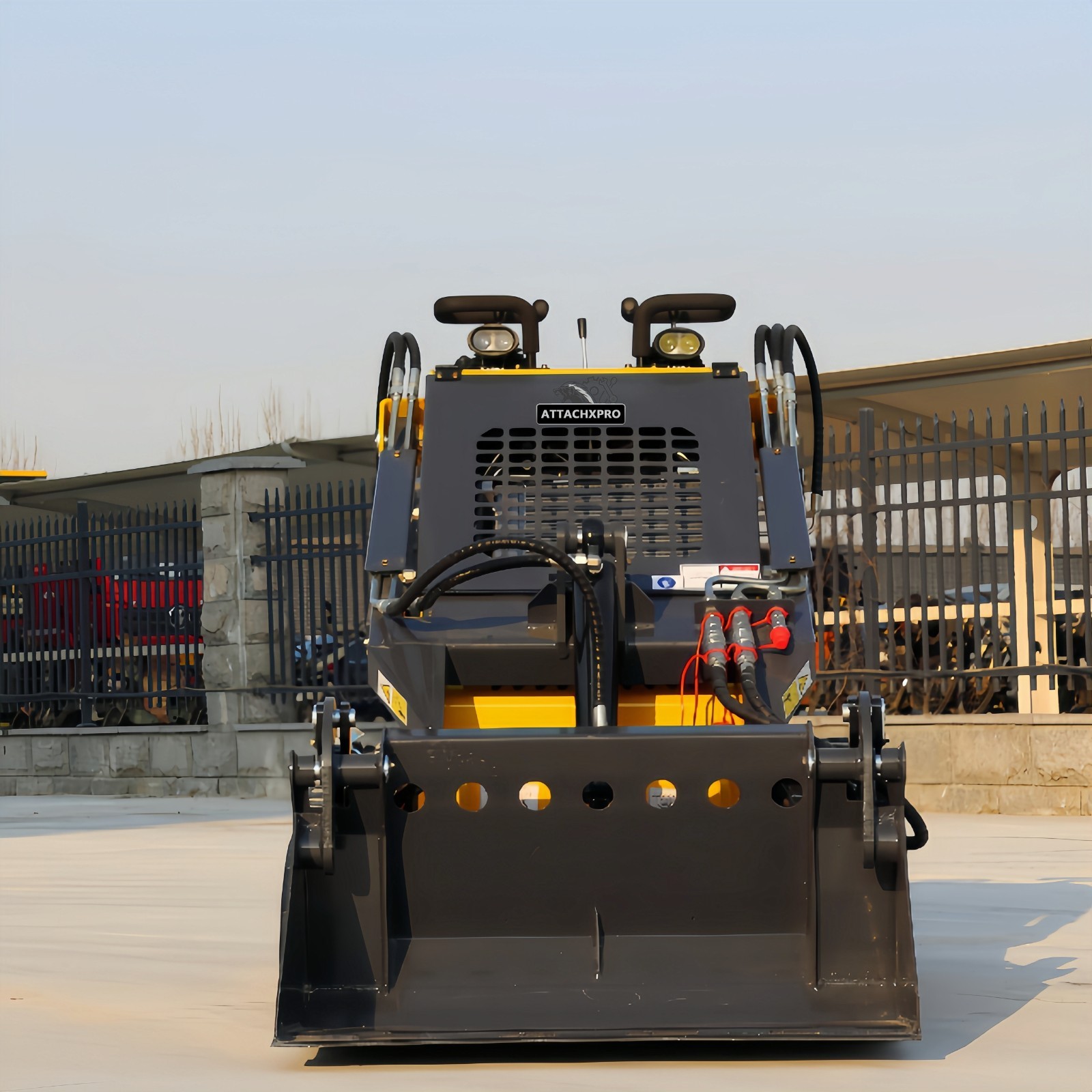 24HP Mini Skid Steer Loader 4in1 Bucket 3-Stage Pump Hydraulic System W/Forklift