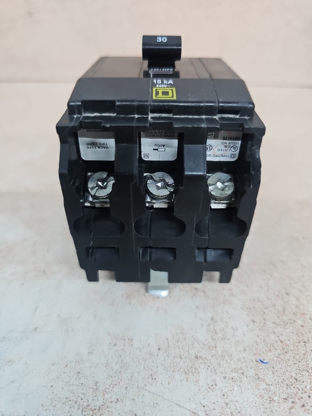 Square D QOB330 3 Pole 30 Amp 240V Bolt On QOB Circuit Breaker W# SEE PICS