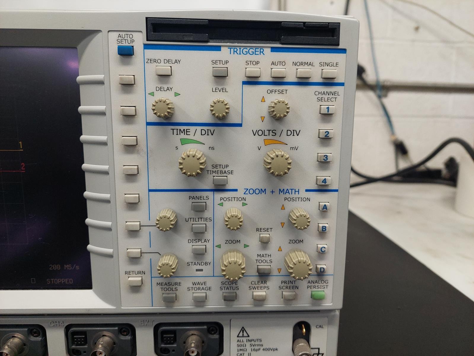 Lecroy Wave Runner LT224 200MHz 4-Channel Digital Storage Oscilloscope