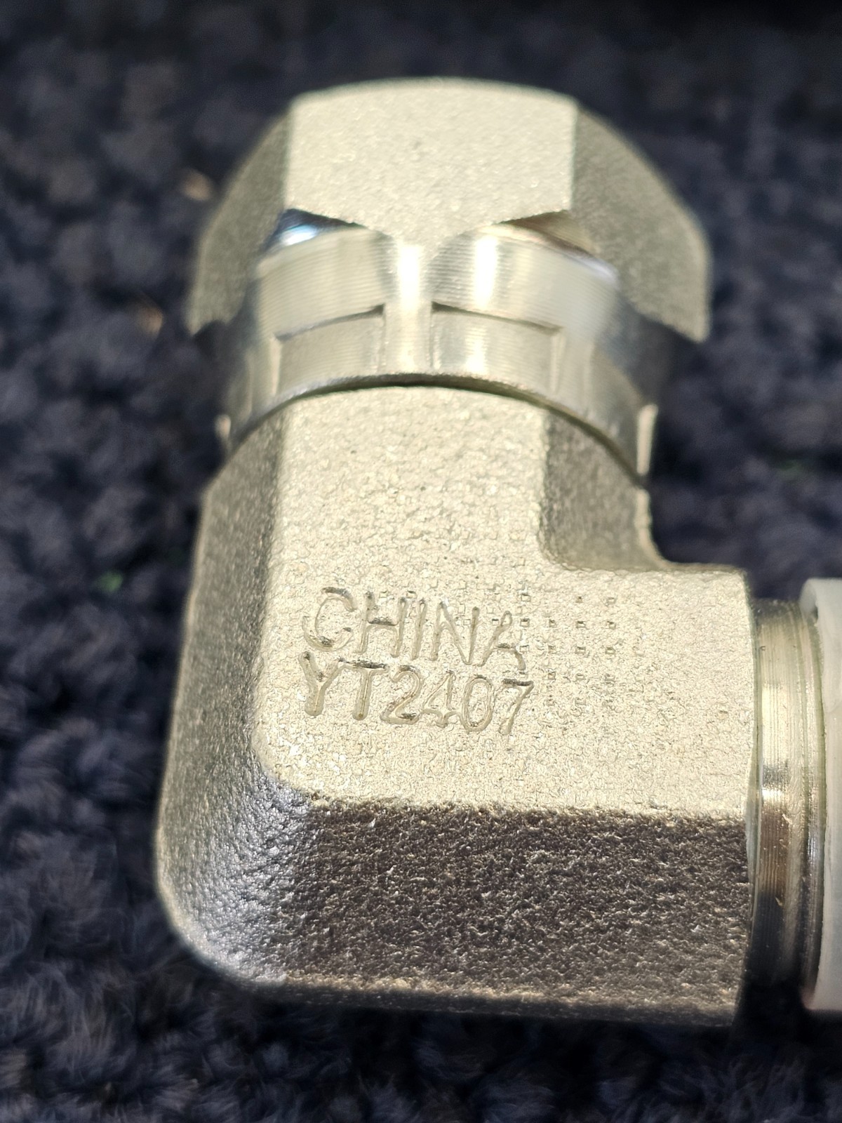 (QTY 5) Brennan Industries YT2407: 90-Degree Steel Elbow Fitting