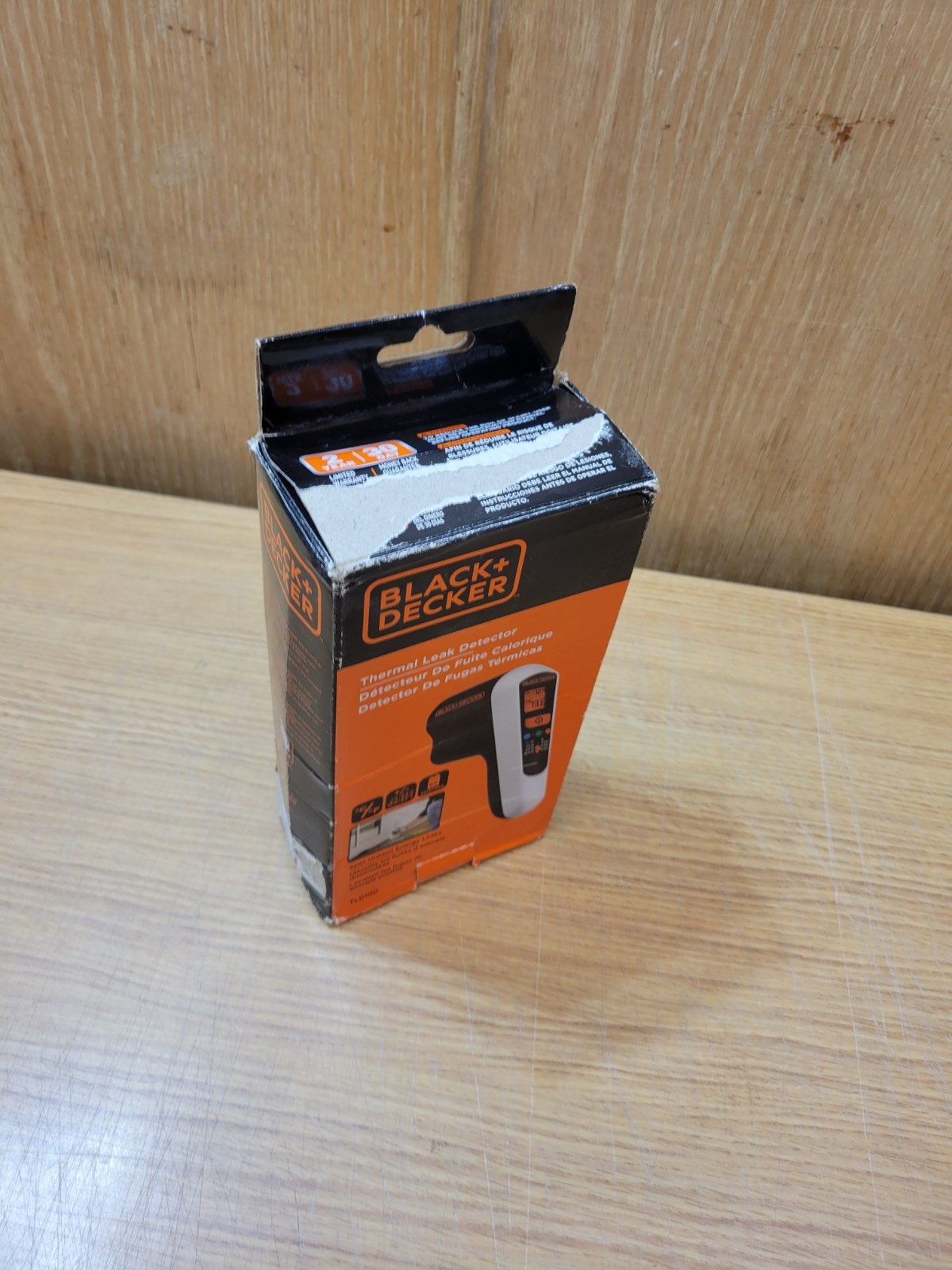 BLACK+DECKER TLD100 Thermal Leak Detector Infrared IR Tested Working w/ Box
