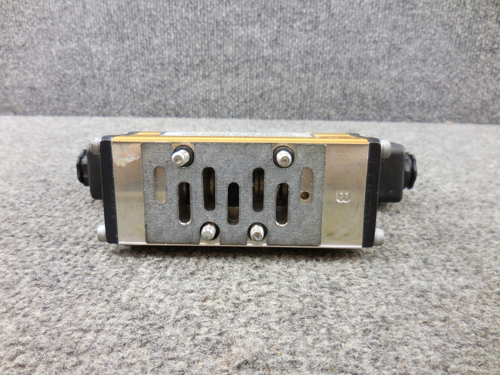 Unused Ross W6476B2407 Solenoid Valve