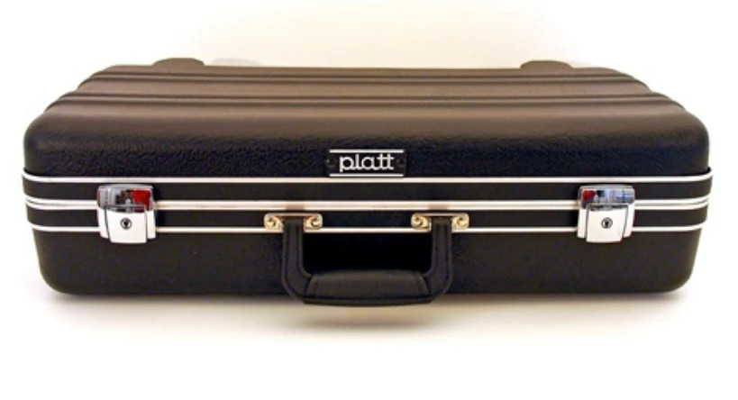 221006PR – PLATT LUGGAGE – HEAVY-DUTY POLYETHYLENE CASE WITH PARALLEL RIB PATTER