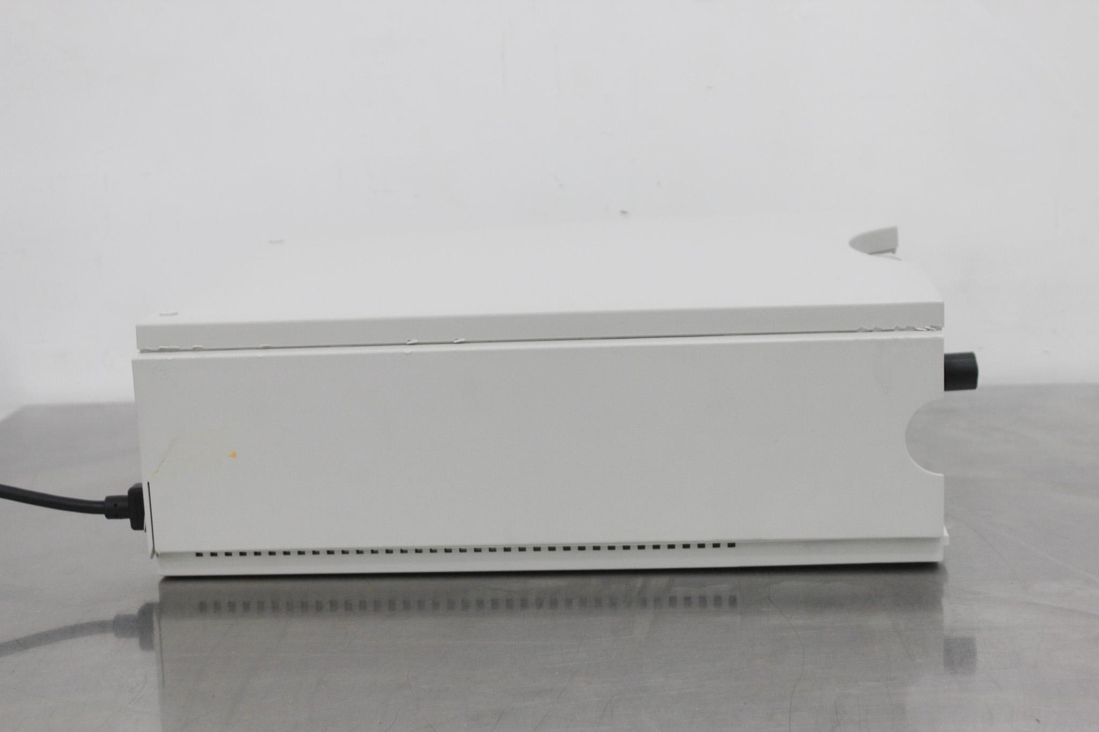 HP 1100 HPLC G1311A QuatPump HPLC with Minor Defects (3320023451)