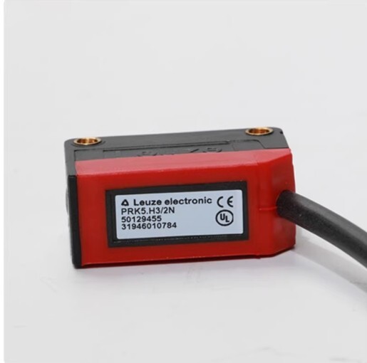1PC Leuze PRK5. H3/2N polarized light mirror reflective photoelectric sensor