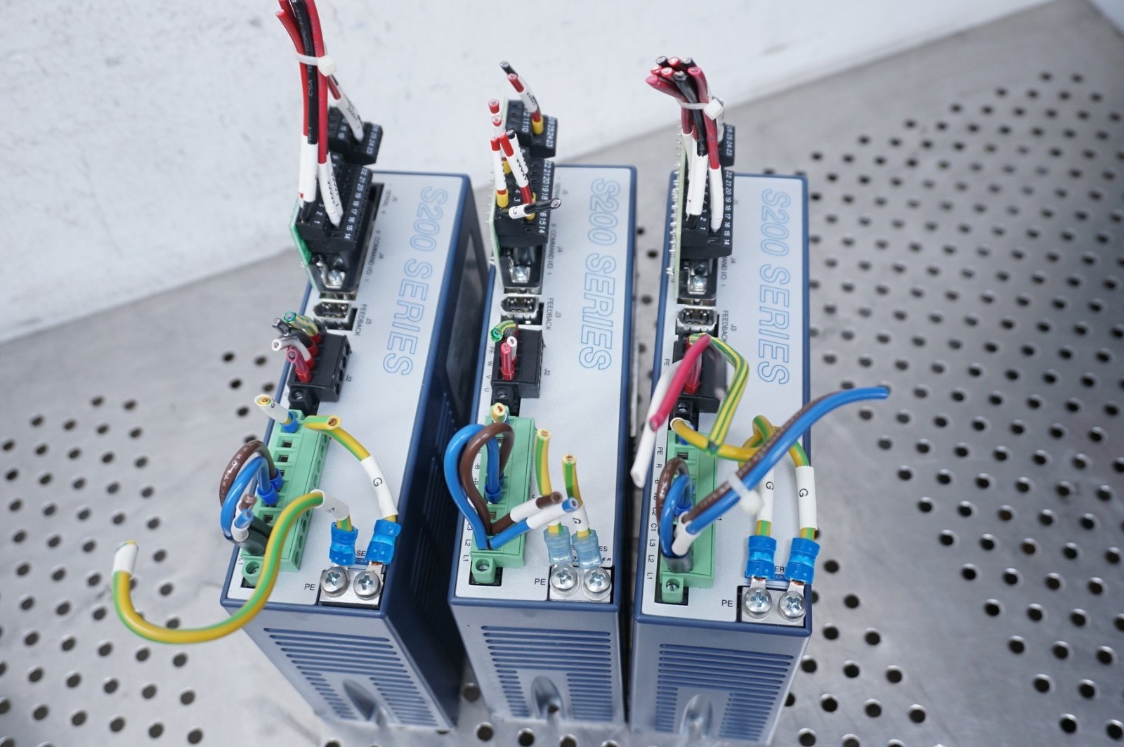 KOLLMORGEN S200 SERIES S20260-VTS Servo Drive