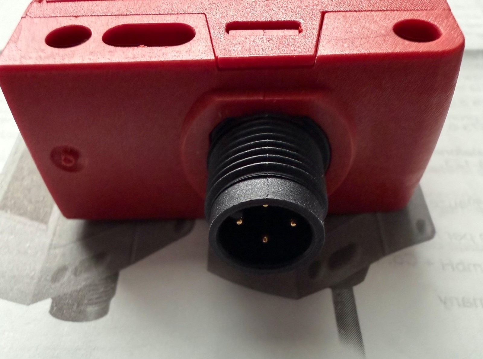 New Leuze SLE46CI-40.K2/4P-M12 Sensor 50121921