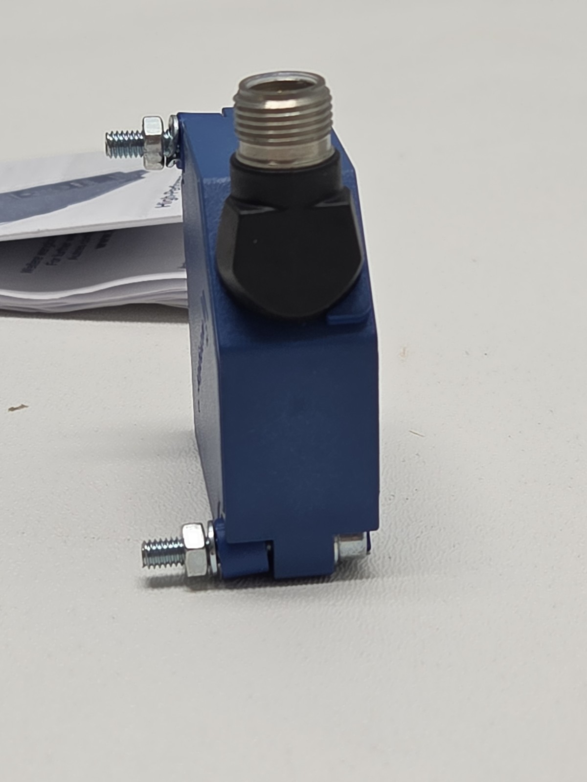 Wenglor OPT2011 Photoelectric Distance Sensor 30VDC