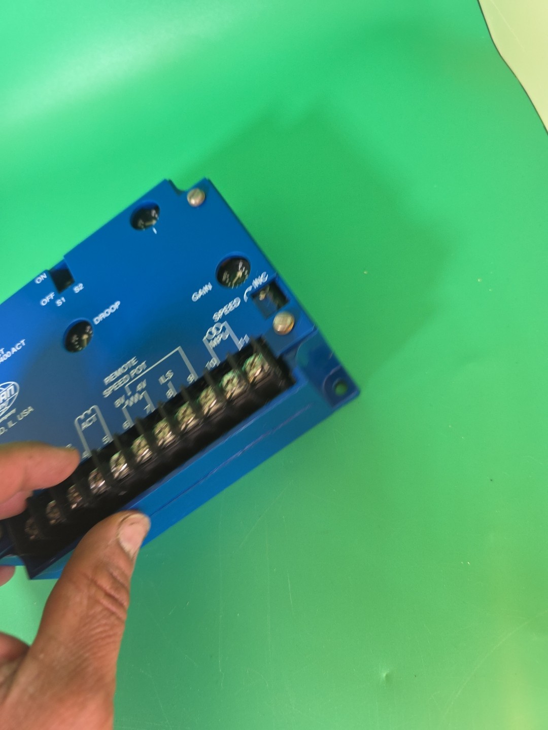 New OEM DYN1 10656-000-0-12 Barber Colman Speed Controller Governor