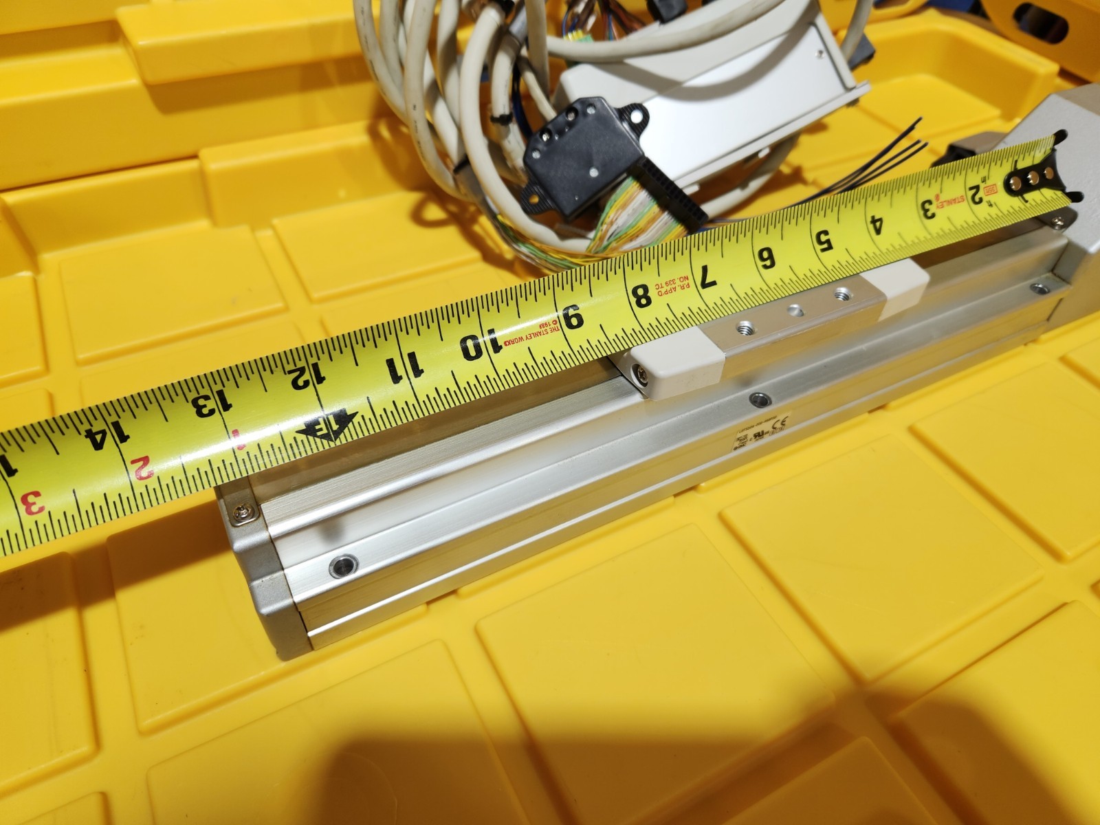 Electric Actuator SMC LEFS32A-200-R58P30 Electric Slider W/ Driver & Cables