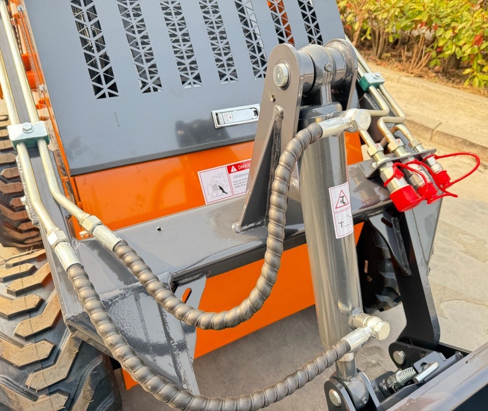 Wolfequip Wheel Mini Skid Steer Loader 23HP Tractor Bucket Hydraulic Guide Drive