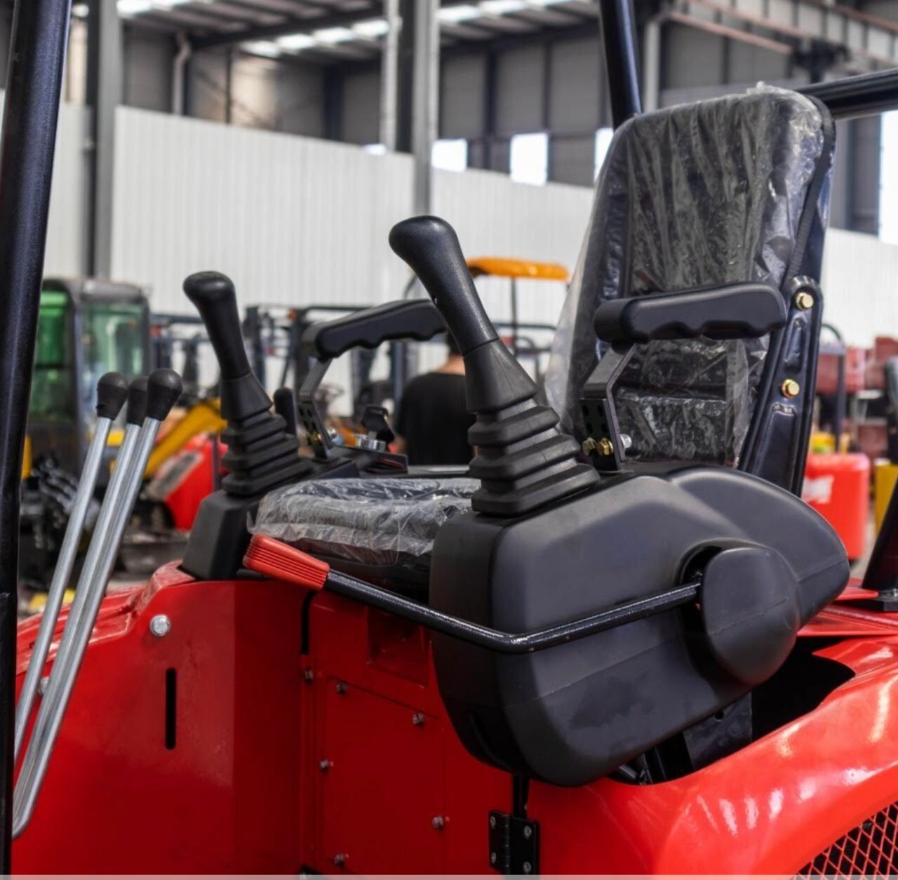 FREE SHIPPING 2025 2 Ton New Mini Excavator, KUBOTA D902 Diesel Engine 16 hp
