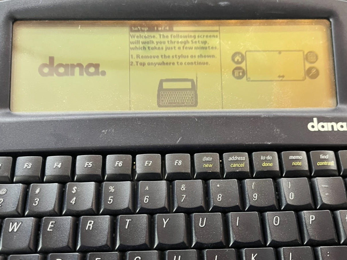 Dana by AlphaSmart Digital Typewriter Word Processor-NO STYLUS-NO POWER CABLE