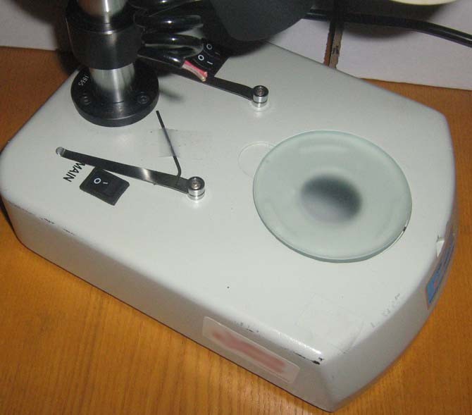 OLYPUS SZ3060 Microscope SZ30 Stereo Zoom Binocular /Base light source & Eyepiec