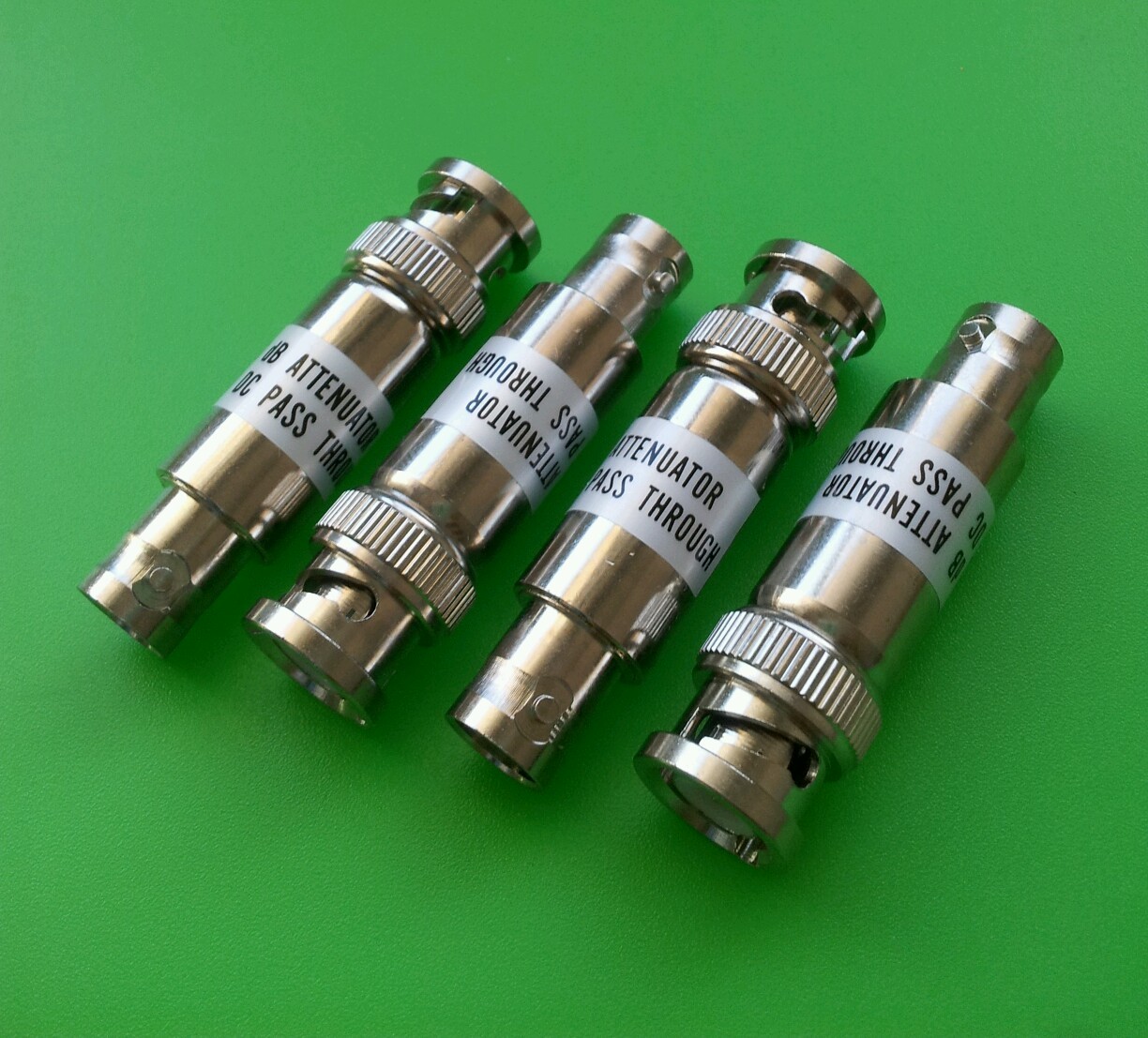 (Lot of 4) 3db(2pcs), 6db(2pcs) BNC 5-1000 MHz Attenuator Pads 50 Ohm