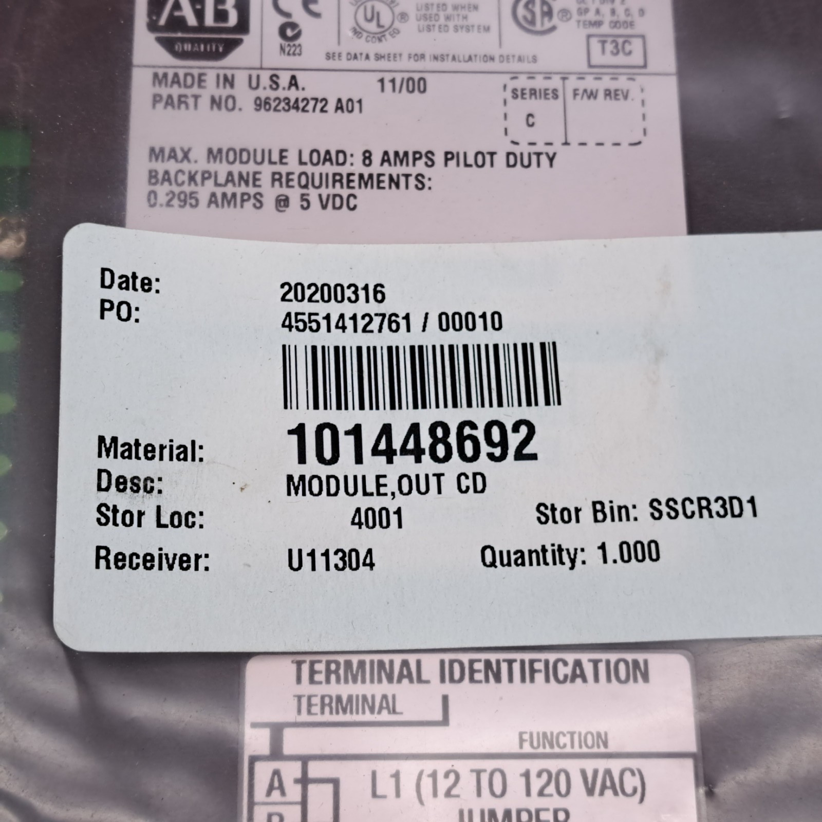 Allen-Bradley 1771-OAD/C Rockwell Automation Isolated AC Output Module.