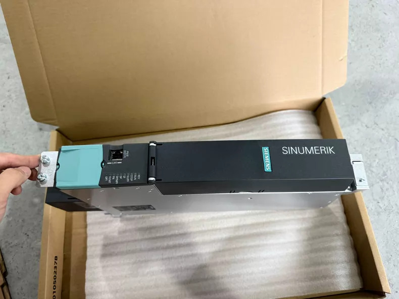 6AU1425-2AD00-0AA0 1PCS Brand New Siemens 6AU1425-2AD00-0AA0 Fast Ship