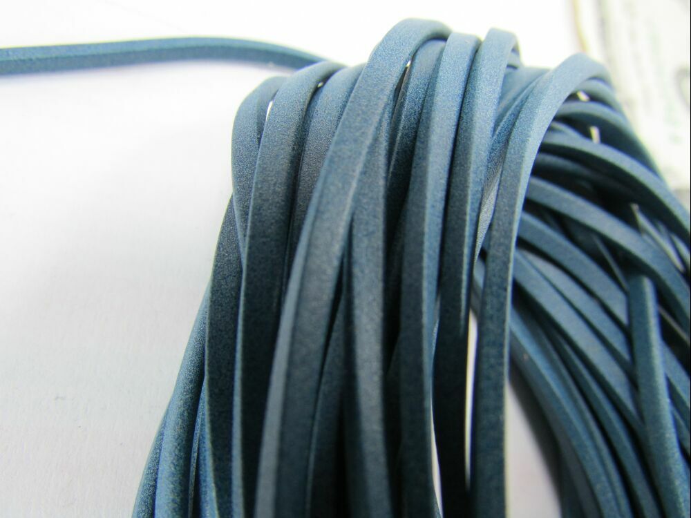 25 Feet Chomerics 1285 EMI Gasket Material .062 x .100 Electro Conductive Rubber