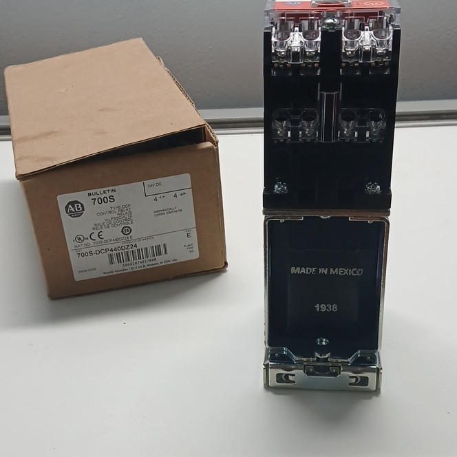 Allen-Bradley 700S-DCP440DZ24 Safety Relay 24V DC 4NO/4NC 10A Max