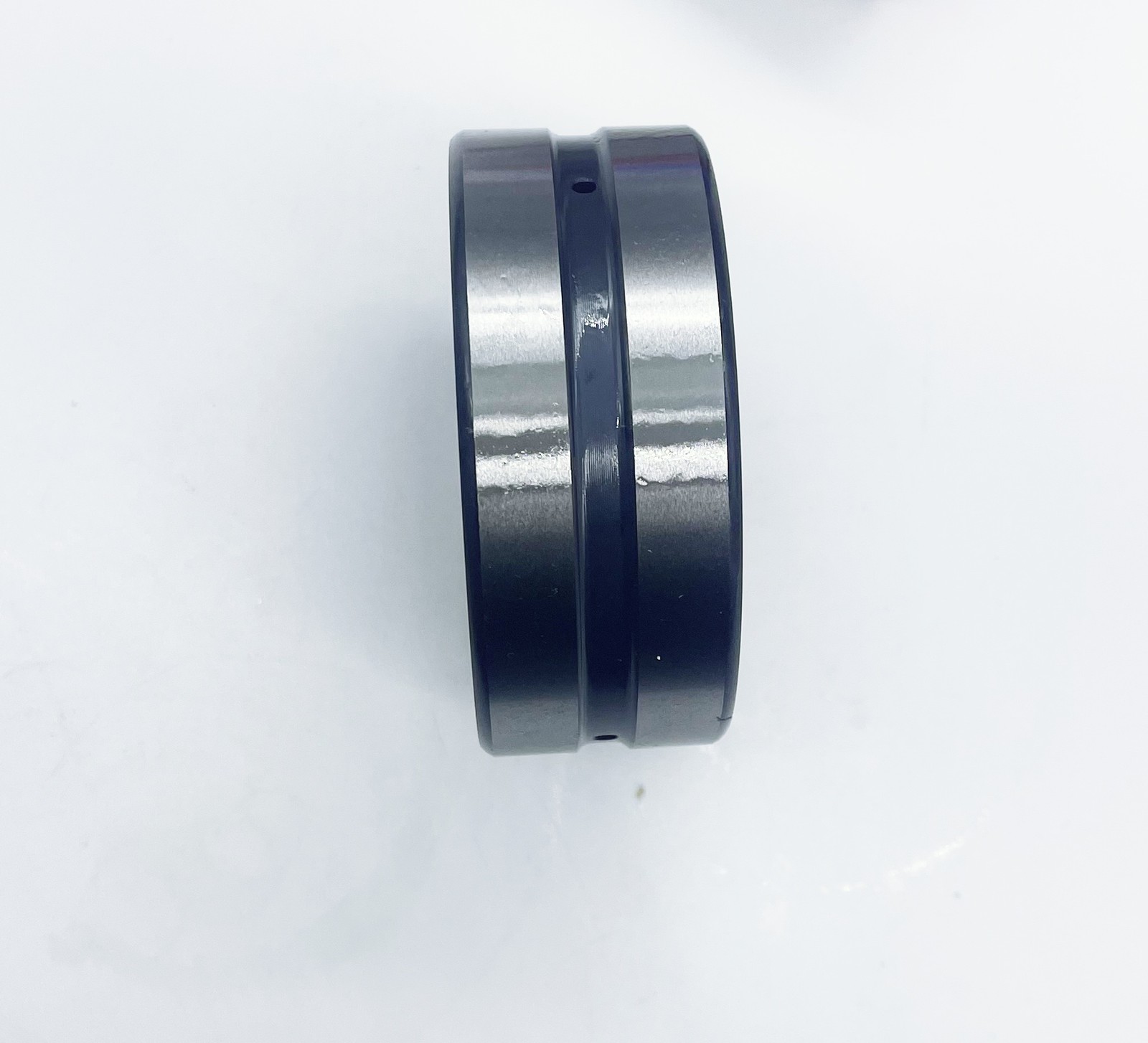 New BS2-2207 2RS/VT143 Spherical Roller Bearing 35x72x28 mm