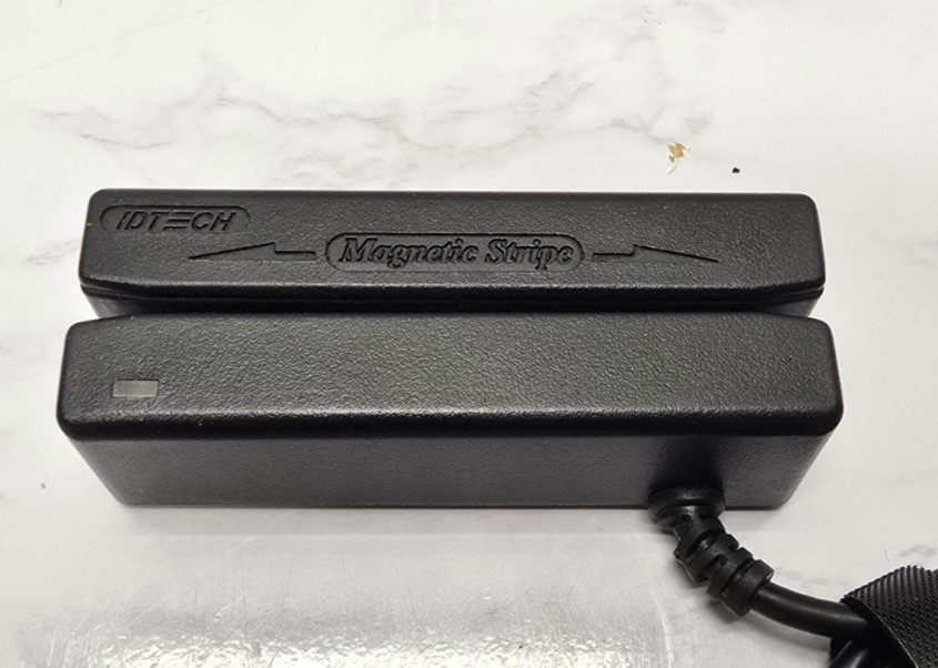 ID Tech MiniMag II IDMB-334133B USB Magnetic Card Reader Encoder