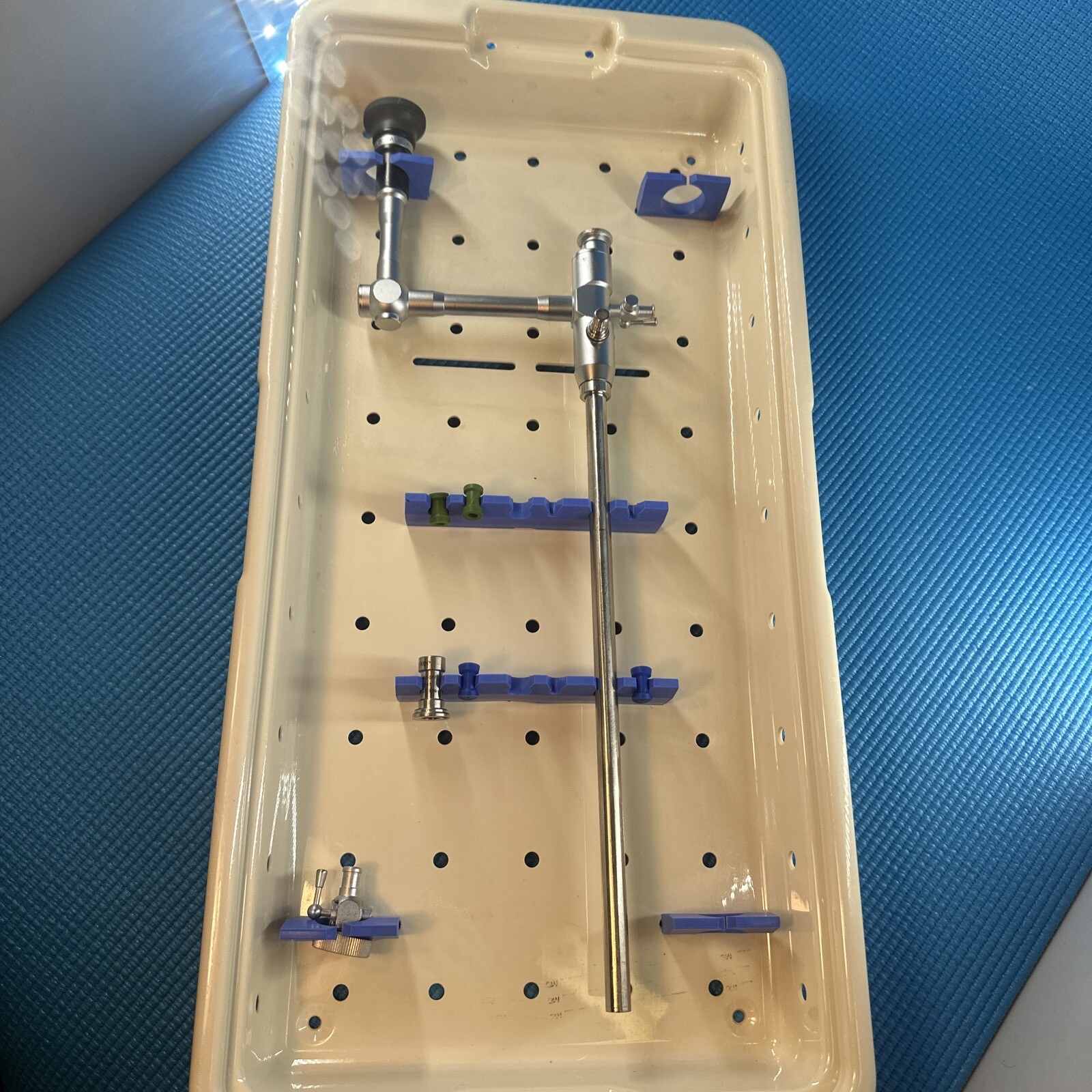 Olympus A52000A Autoclavable 10MM, 6 Deg Offset Laparoscope Including Case