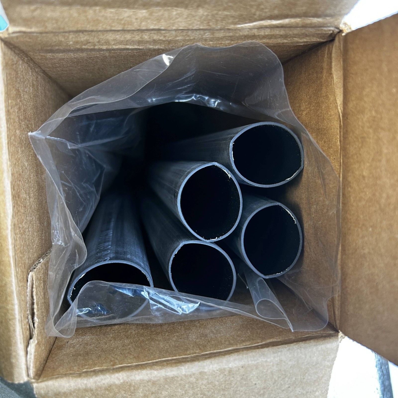 3M 7000132380 Heat Shrinkable Cable Sleeve ITCSN-1100x48A Black 2-4/0 AWG 5pk