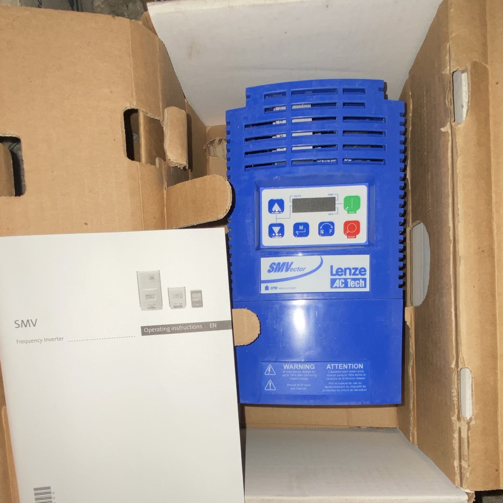 Lenze AC Tech SMVector VFD ESV751N04TXB 0.75kW 1HP 400/480V 3-Phase