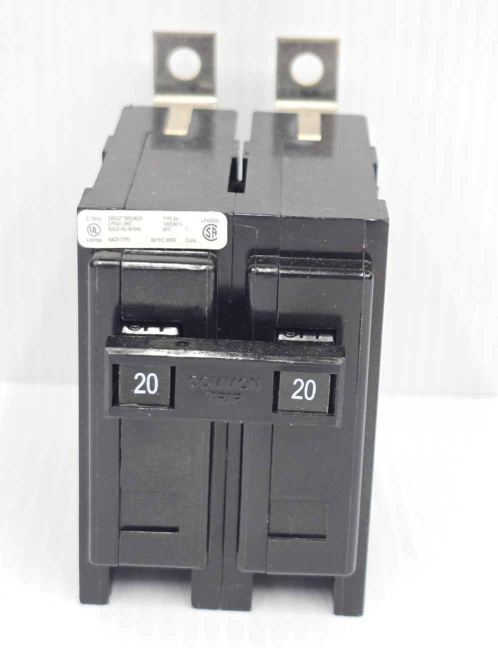New Eaton 20 Amp Bolt-On Circuit Breaker 120/240 VAC 2 Pole 10 kA BAB2020