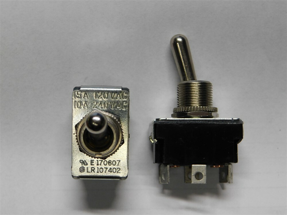 2 Arcolectric E170607 LR107402 DPDT On-None-On 15A 125VAC Toggle Switches