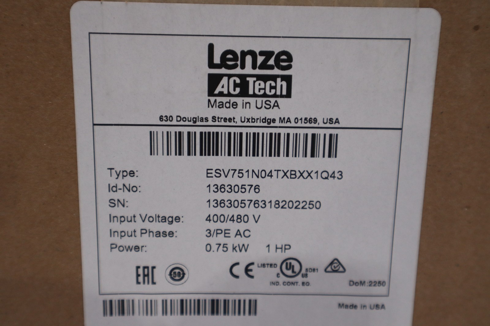 LENZE ESV751N04TXB 400/480 V 3/PE AC 1 HP 0.75 KW – NEW IN BOX – STOCK GF211