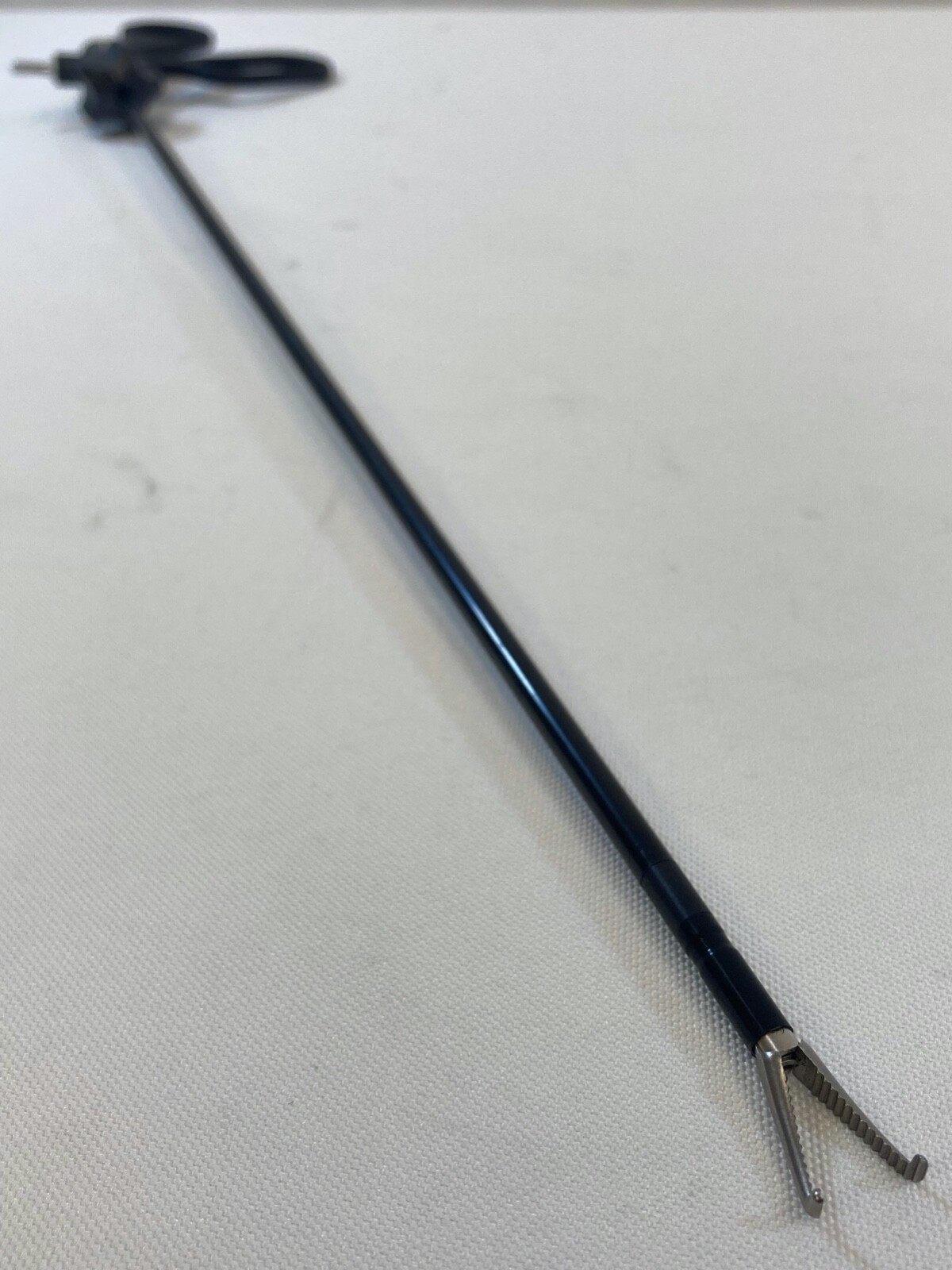 Pentax Microline 3905 ReNew IV Laparoscopic 42cm x 5mm Dissector Forcep