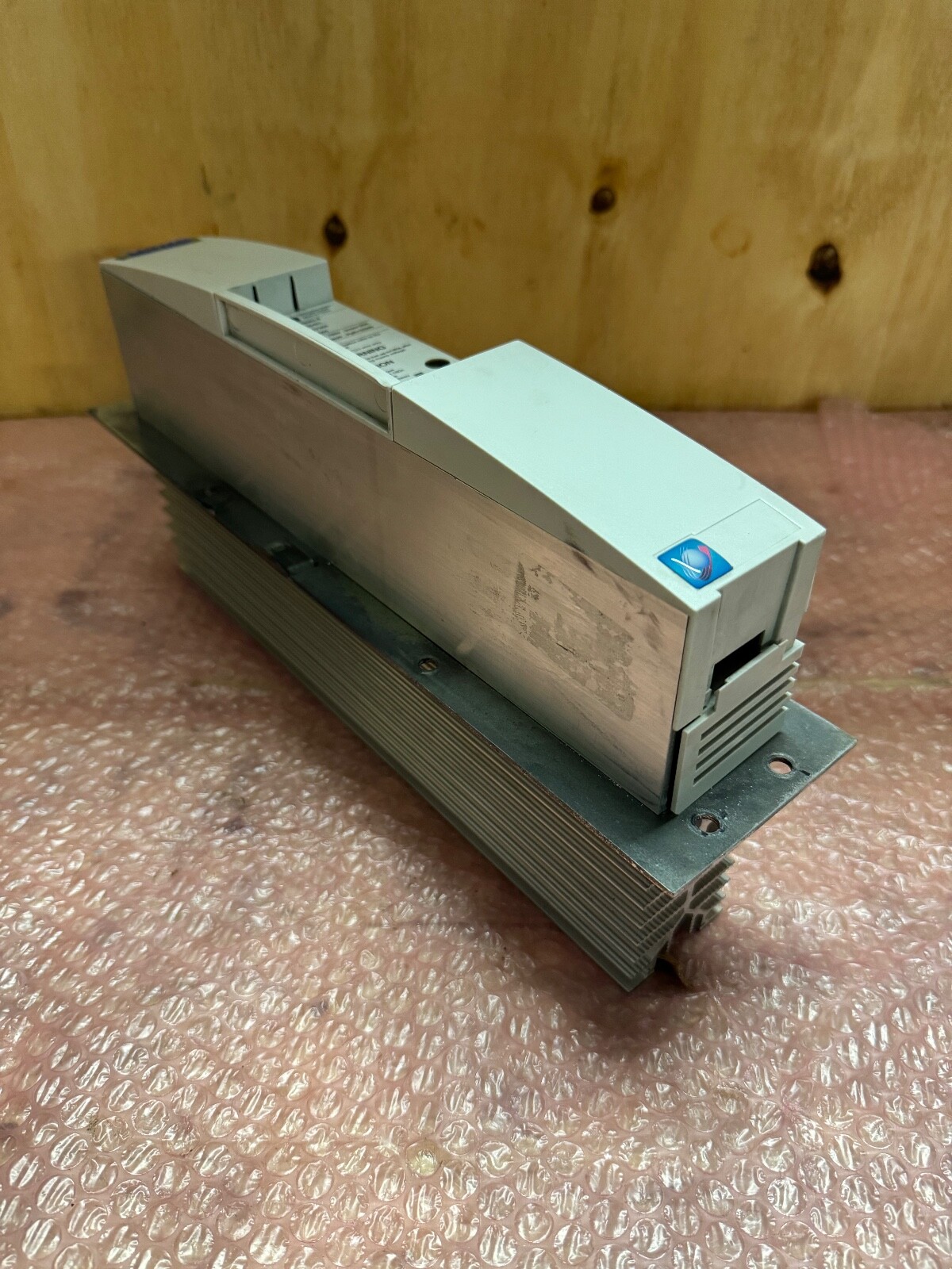 LENZE EMB9352-E INVERTER 13330401 (1 pc) Warranty!!!!!