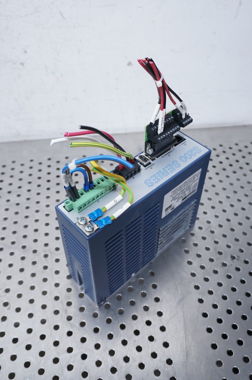 KOLLMORGEN S200 SERIES S20260-VTS Servo Drive