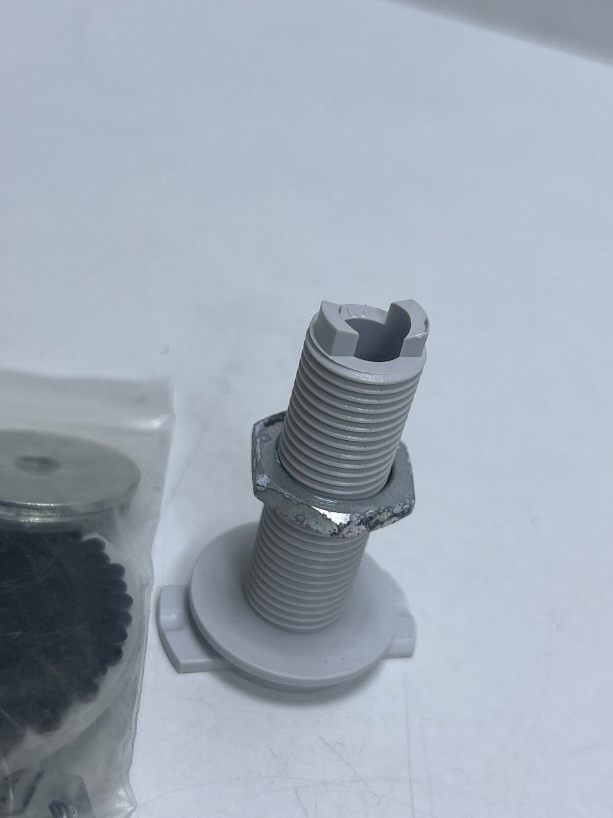 (LOT 2 PCS) Leviton OSC10-M0W (WITHOUT BOX) (OLD STOCK)