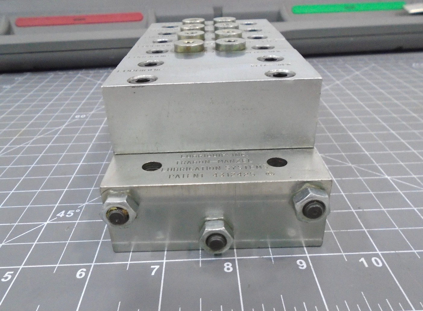 Lubriquip Trabon Hydraulic Valve Manifold MSP-10T (4) Bypass Valves (2)