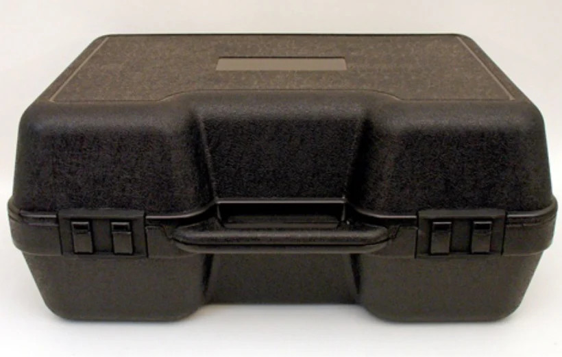 803 – PLATT LUGGAGE – BLOW MOLDED CASE – Exterior Dimensions (L x W x D): 23″ x