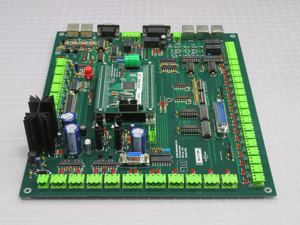 GRAFISK MASKINFABRIK E302652 AVR XRN 1_06 DC CONTROL BOARD AND CPU T208635